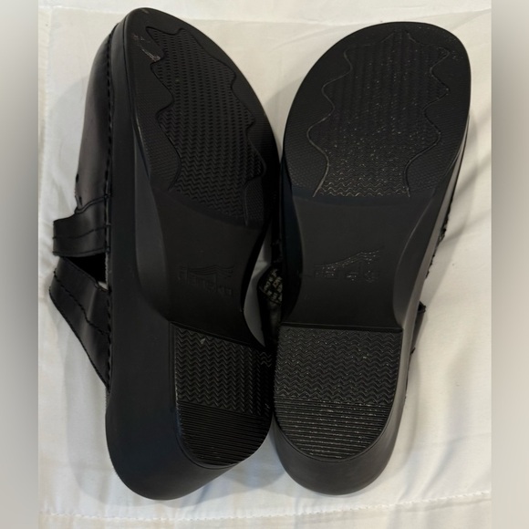 Dansko Black Leather Mule Clogs – EU 42 / US 11–11.5 – Perforated – Excellent - Picture 6 of 7